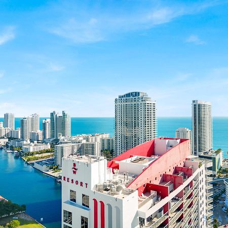 Upper Studio With Balcony,Pool And Gym, Near Beach Hallandale Beach Exterior photo