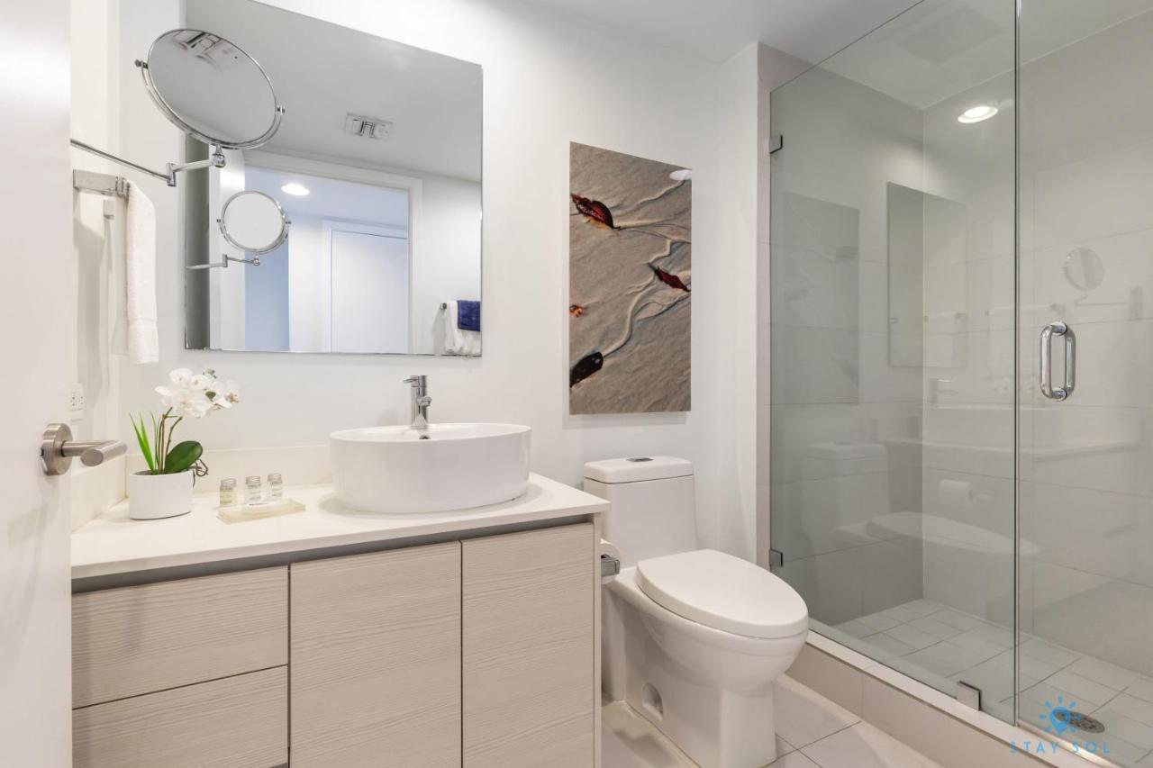 Upper Studio With Balcony,Pool And Gym, Near Beach Hallandale Beach Exterior photo
