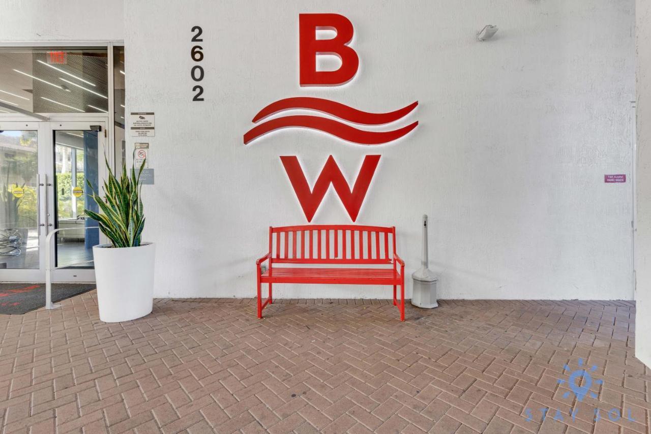 Upper Studio With Balcony,Pool And Gym, Near Beach Hallandale Beach Exterior photo